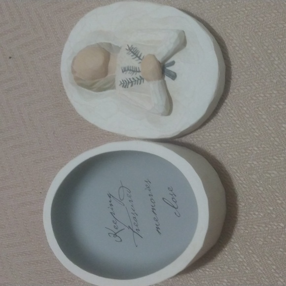 2004  Demdaco Willow Tree Remembrance Keepsake Box - Picture 2 of 5